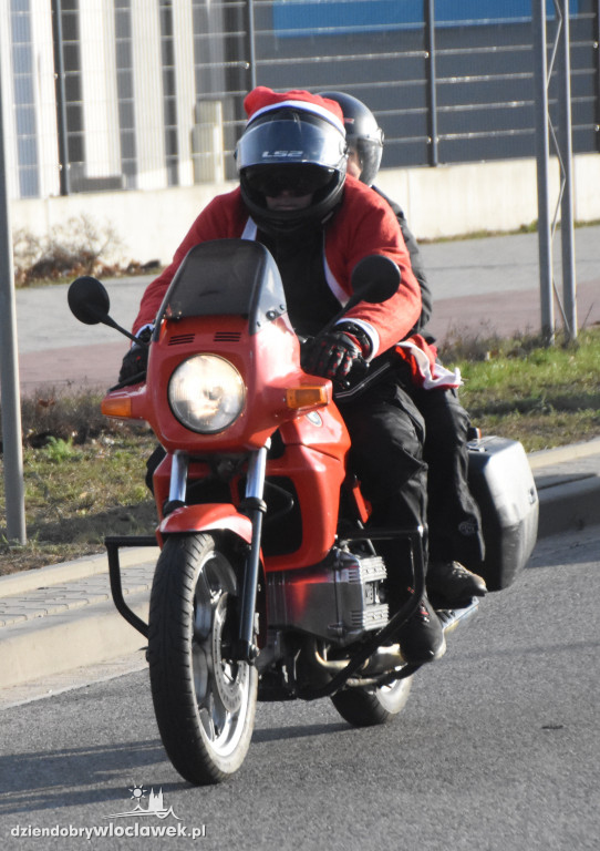 Przejazd Motomikołajów przez miasto