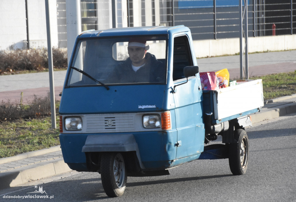 Przejazd Motomikołajów przez miasto