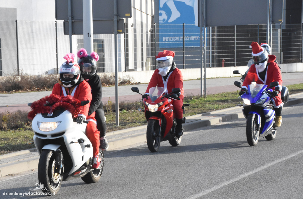 Przejazd Motomikołajów przez miasto