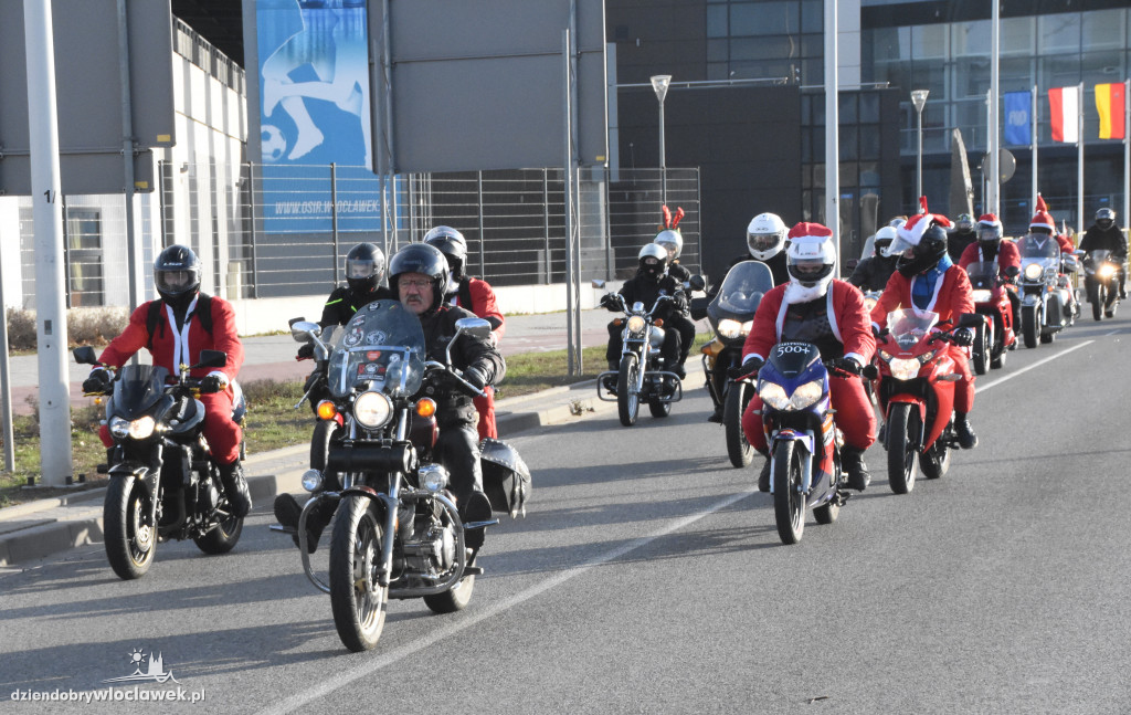 Przejazd Motomikołajów przez miasto