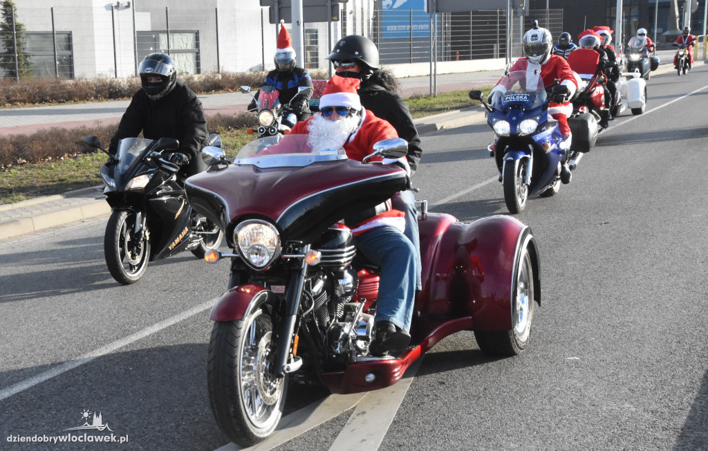 Przejazd Motomikołajów przez miasto