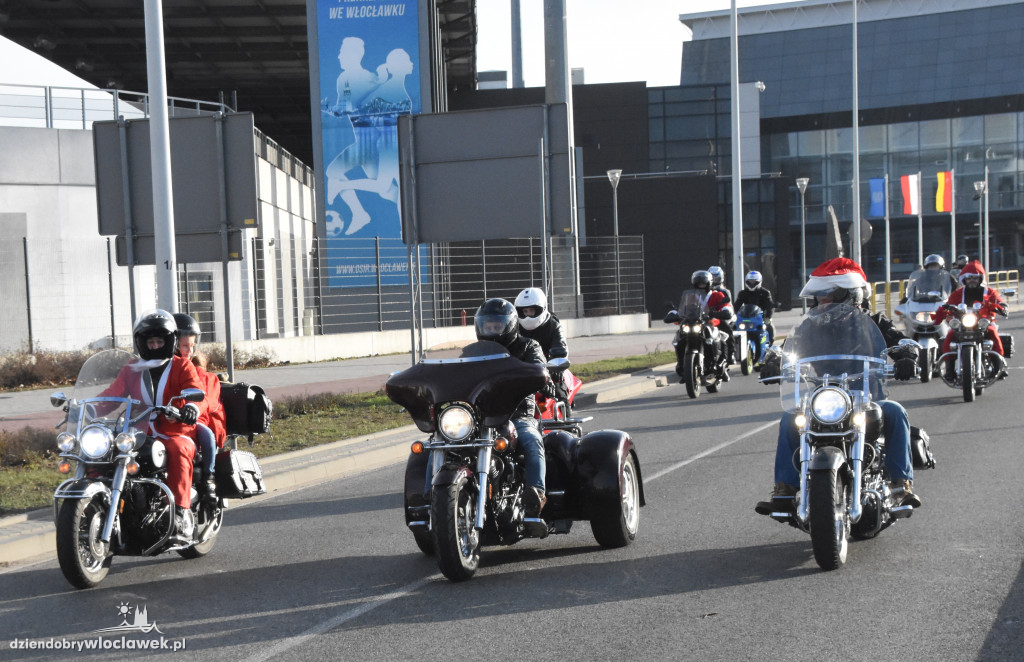 Przejazd Motomikołajów przez miasto