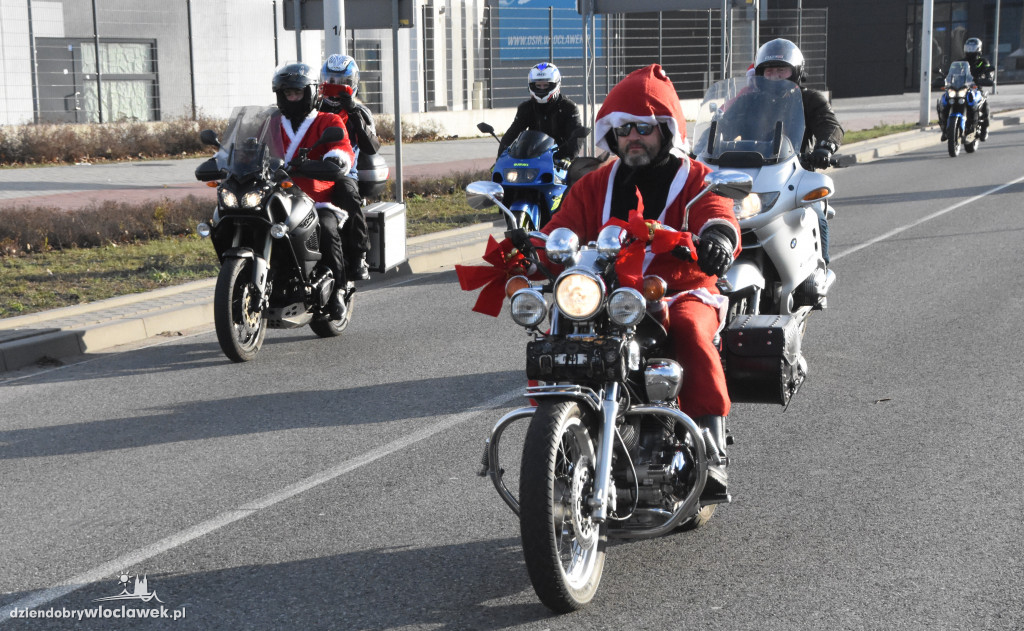 Przejazd Motomikołajów przez miasto