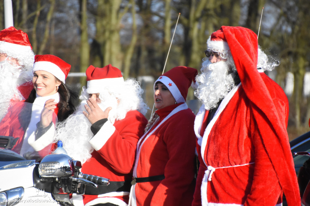 Motocykliści z wizytą w Domu Dziecka
