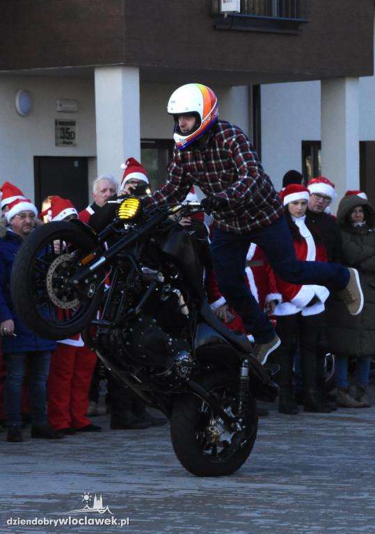 Motocykliści z wizytą w Domu Dziecka