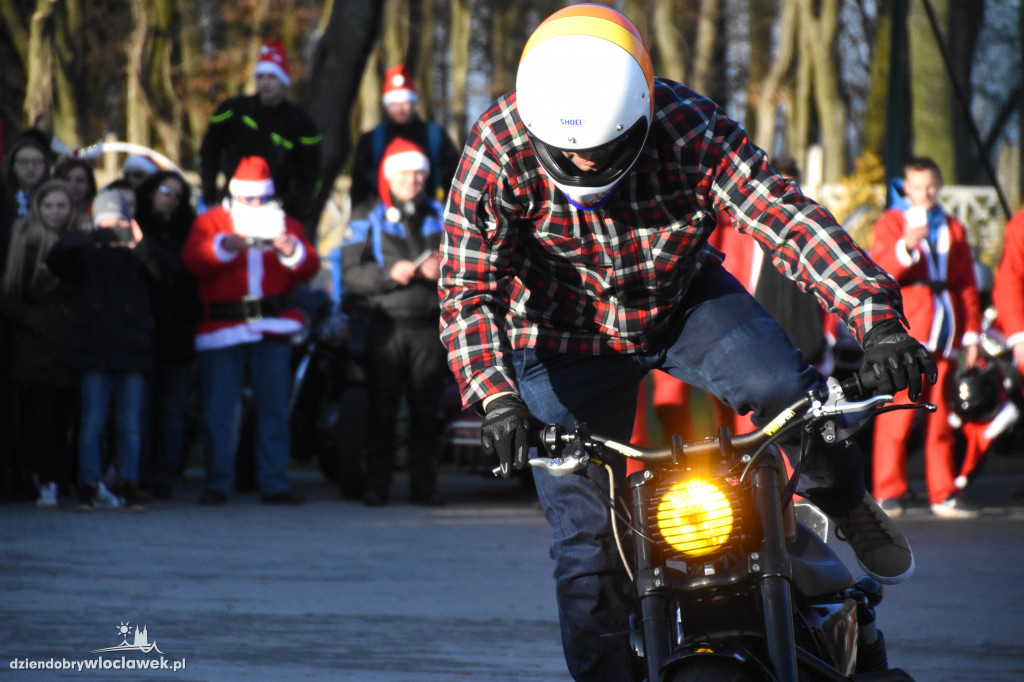 Motocykliści z wizytą w Domu Dziecka