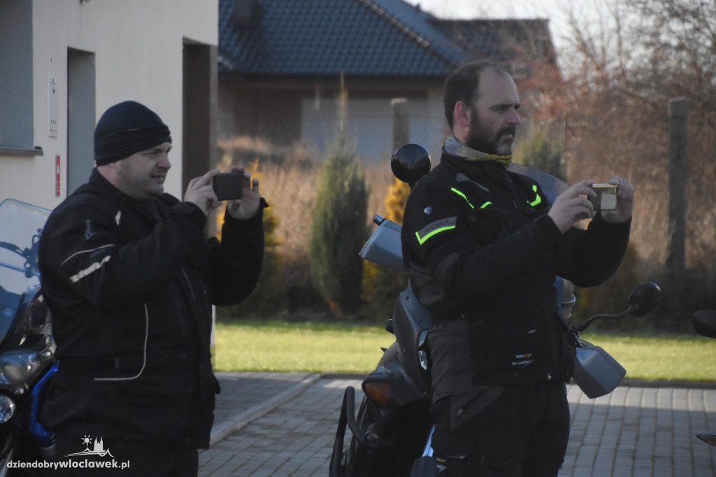 Motocykliści z wizytą w Domu Dziecka