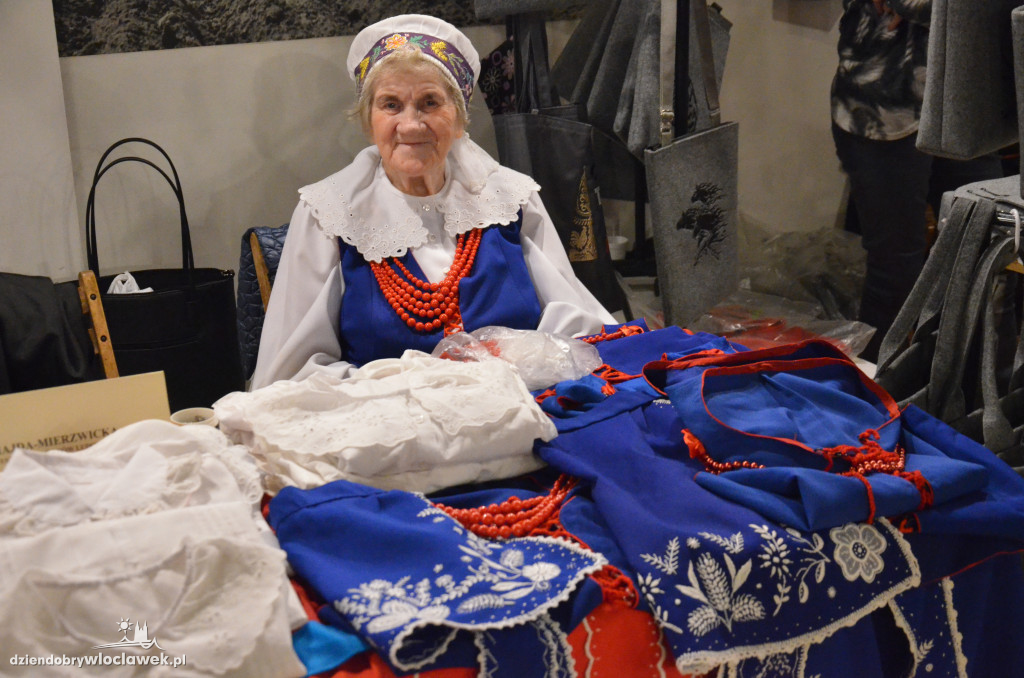 Kiermasz bożonarodzeniowy