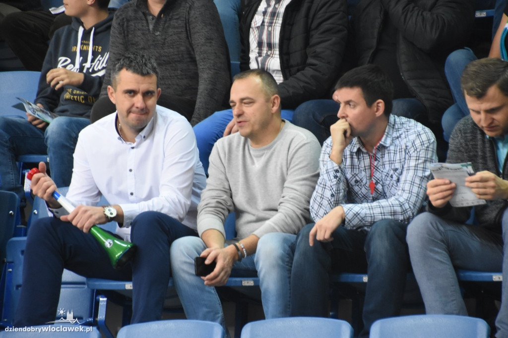 Kibice na meczu Anwilu z BK Ventspils