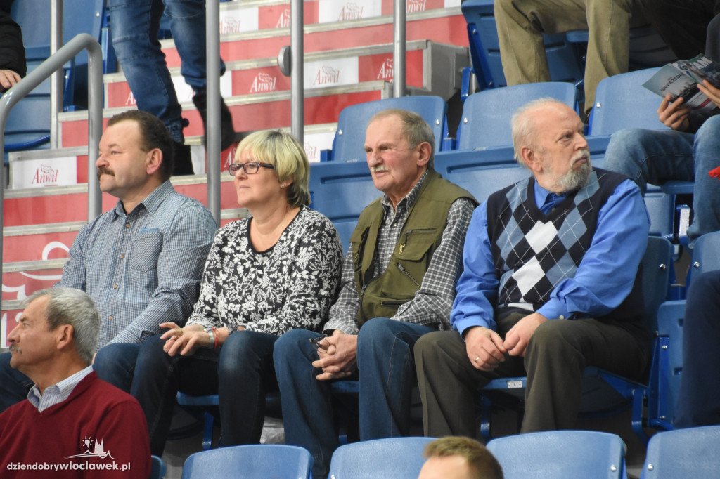 Kibice na meczu Anwilu z BK Ventspils