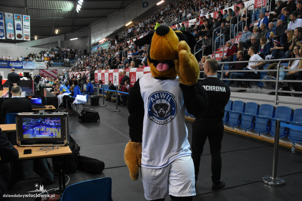 DT na meczu Anwilu z BK Ventspils