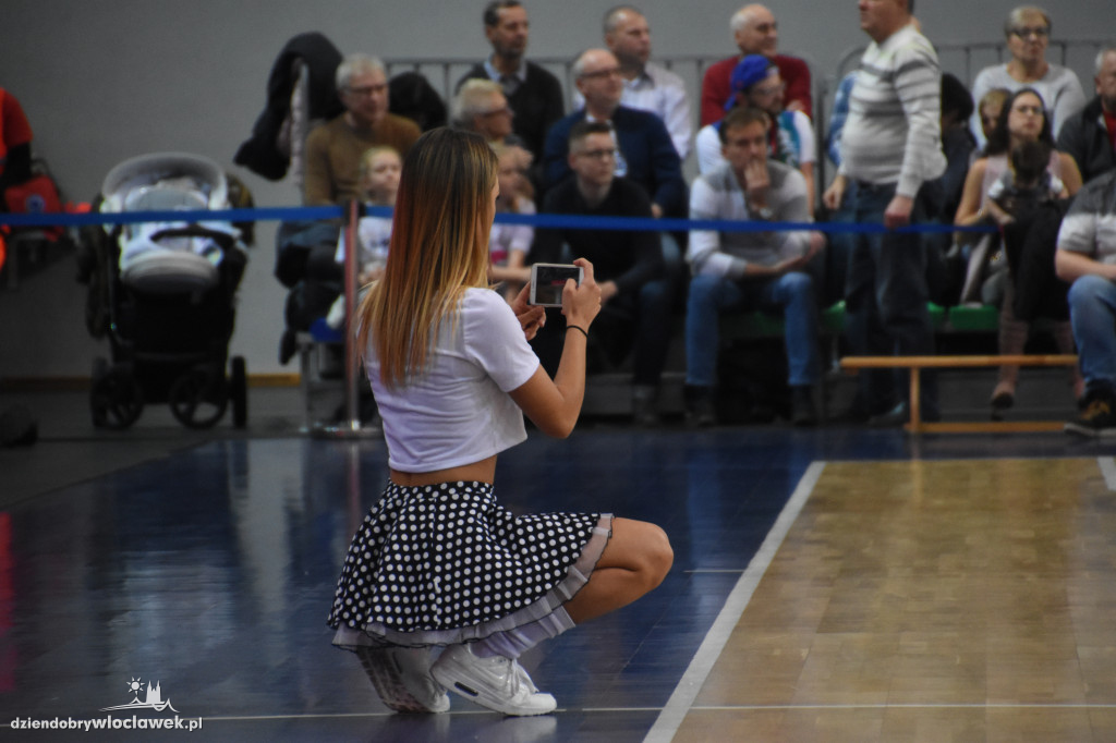 DT na meczu Anwilu z BK Ventspils