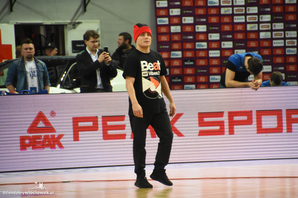 DT na meczu Anwilu z BK Ventspils