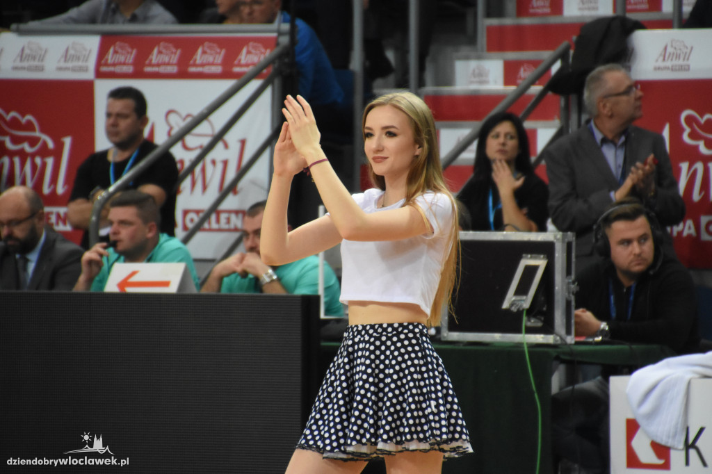 DT na meczu Anwilu z BK Ventspils