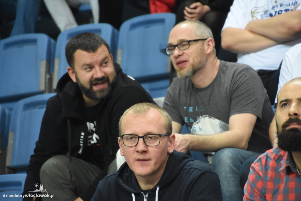 Kibice na meczu Anwilu z BK Ventspils
