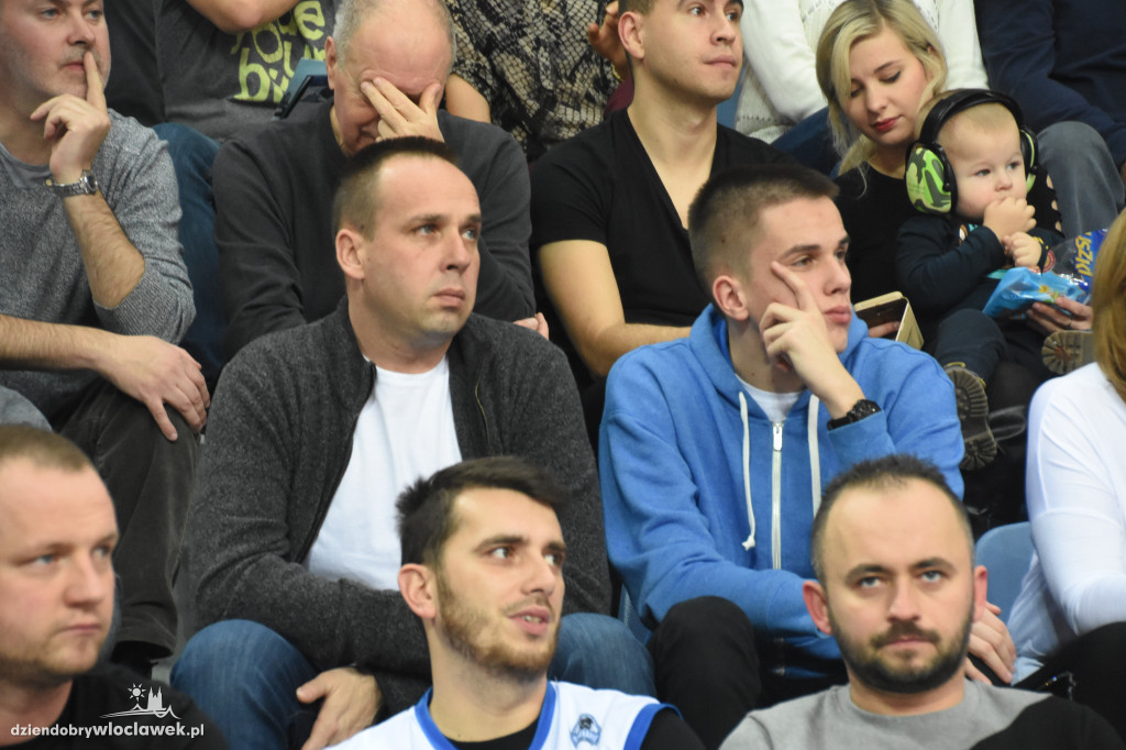 Kibice na meczu Anwilu z BK Ventspils