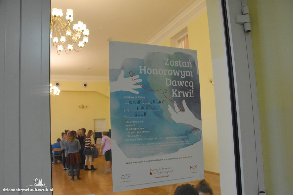 Uczniowie LMK i Długosza oddali krew