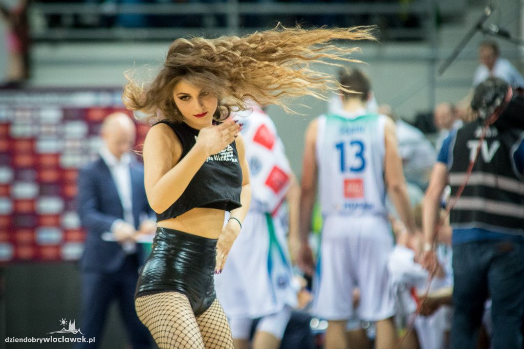 Anwil Dance Team na meczu Anwilu cz. II