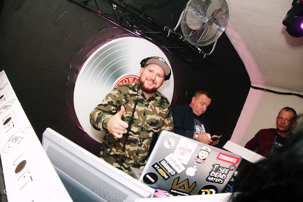 Sobotnia noc w Browar Loft Music & Pub