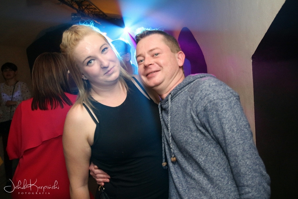 Sobotnia noc w Browar Loft Music & Pub