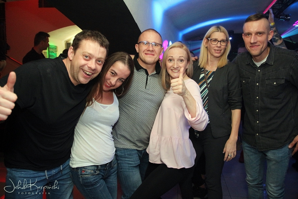 Sobotnia noc w Browar Loft Music & Pub