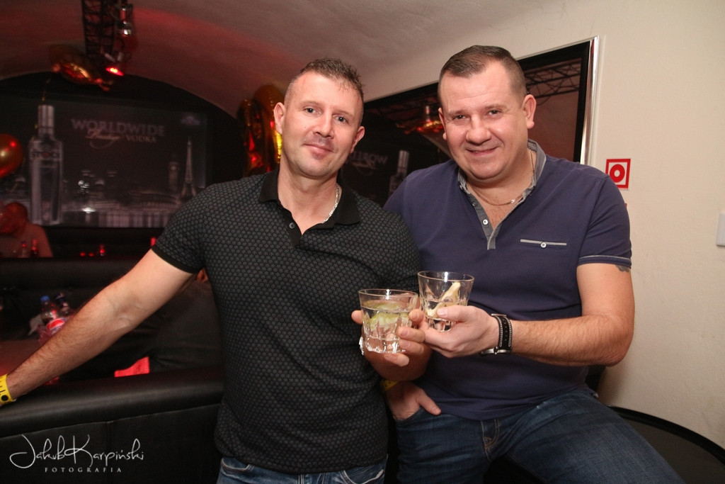 Sobotnia noc w Browar Loft Music & Pub