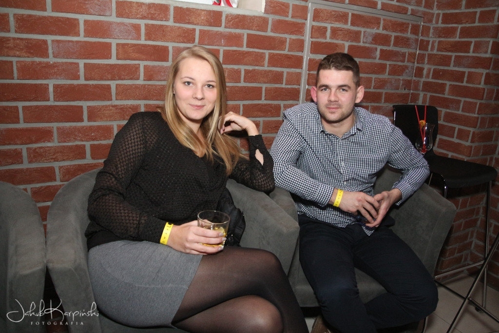 Sobotnia noc w Browar Loft Music & Pub