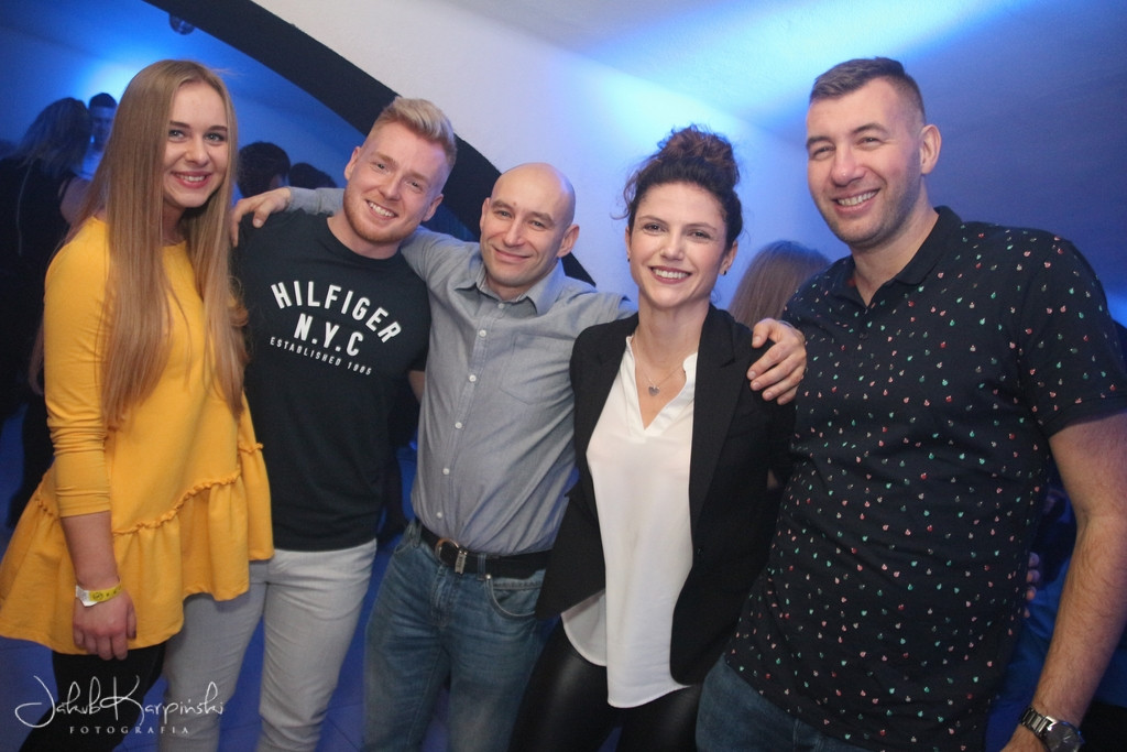 Sobotnia noc w Browar Loft Music & Pub