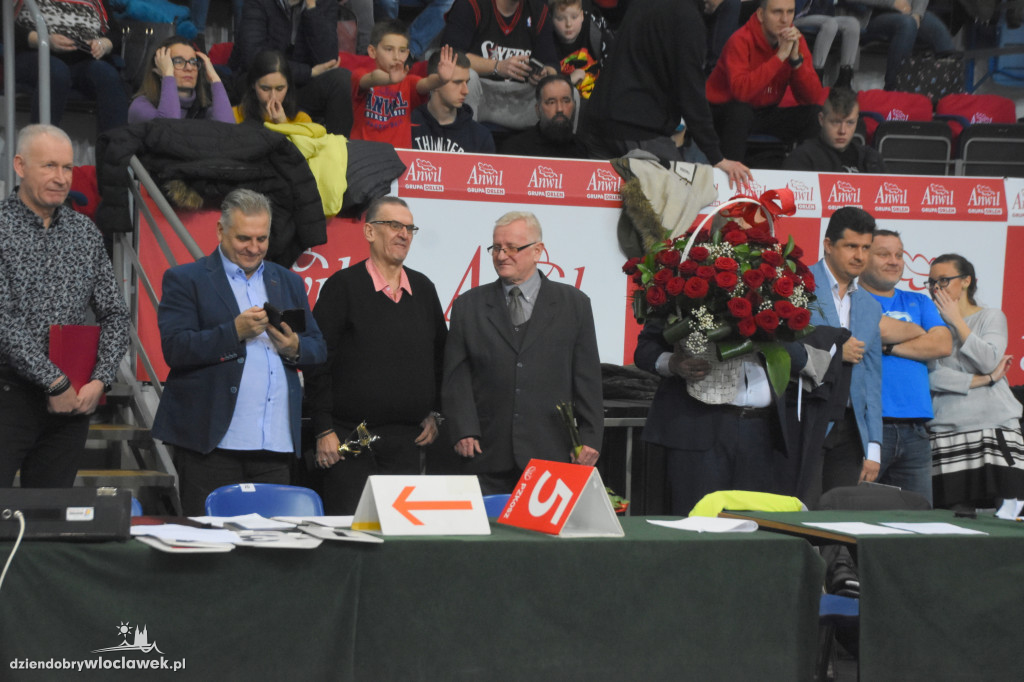 TKM honoruje trenera legendę