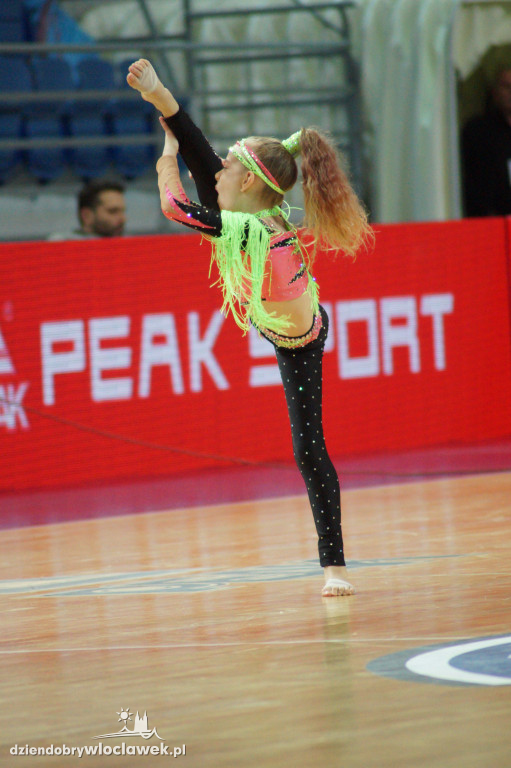 Cheerleaderki na meczu z Avellino
