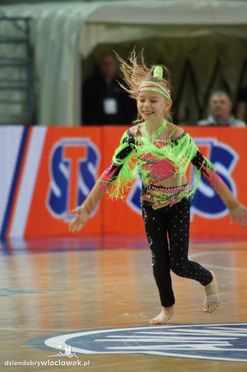 Cheerleaderki na meczu z Avellino