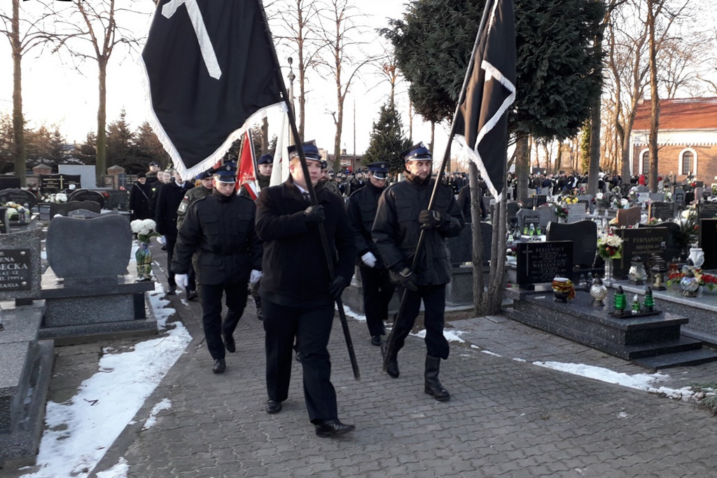 Tłumy pożegnały 16-letnią Wiktorię