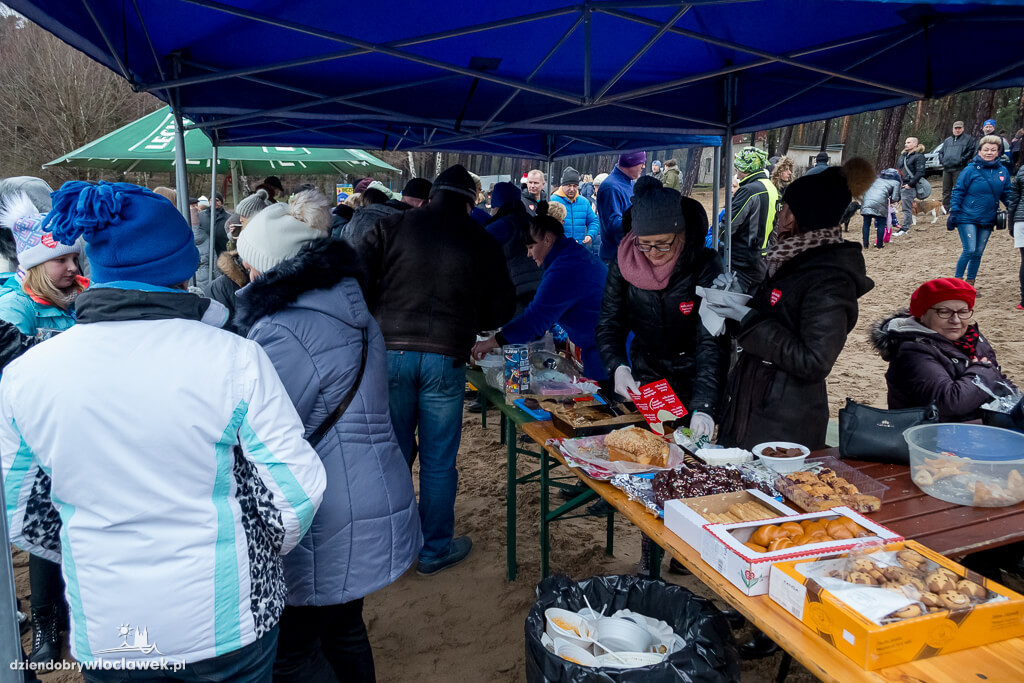 WOŚP 2019: Morsy nad jez. Czarnym