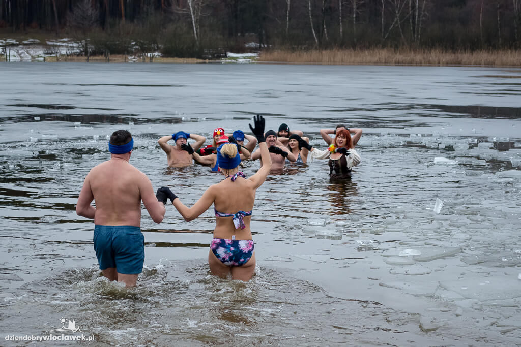 WOŚP 2019: Morsy nad jez. Czarnym