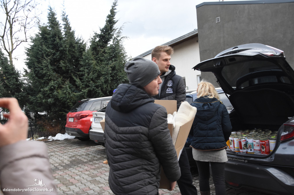 #Karma Wraca - koszykarze w schronisku