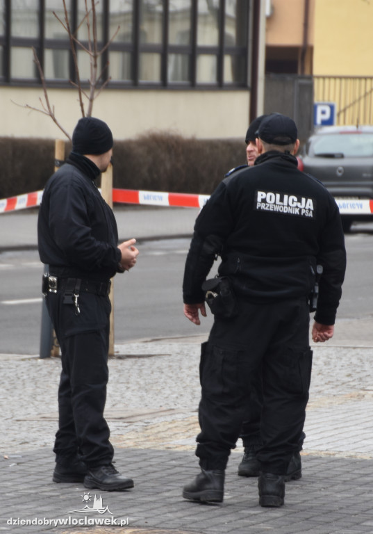 Bomba w budynku urzędu miasta?