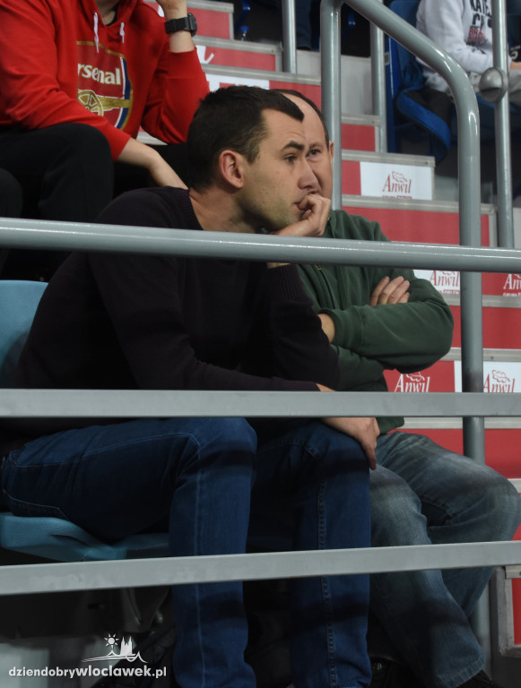 Kibice na meczu Anwilu z BK Banvit