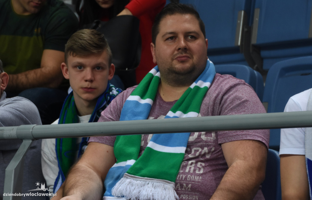 Kibice na meczu Anwilu z BK Banvit