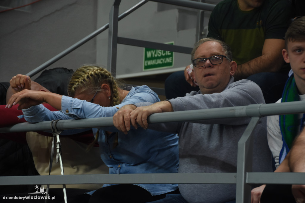 Kibice na meczu Anwilu z BK Banvit