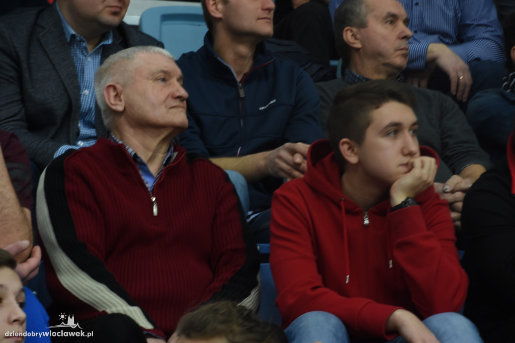Kibice na meczu Anwilu z BK Banvit