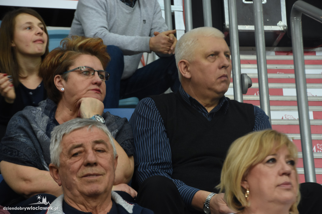 Kibice na meczu Anwilu z BK Banvit