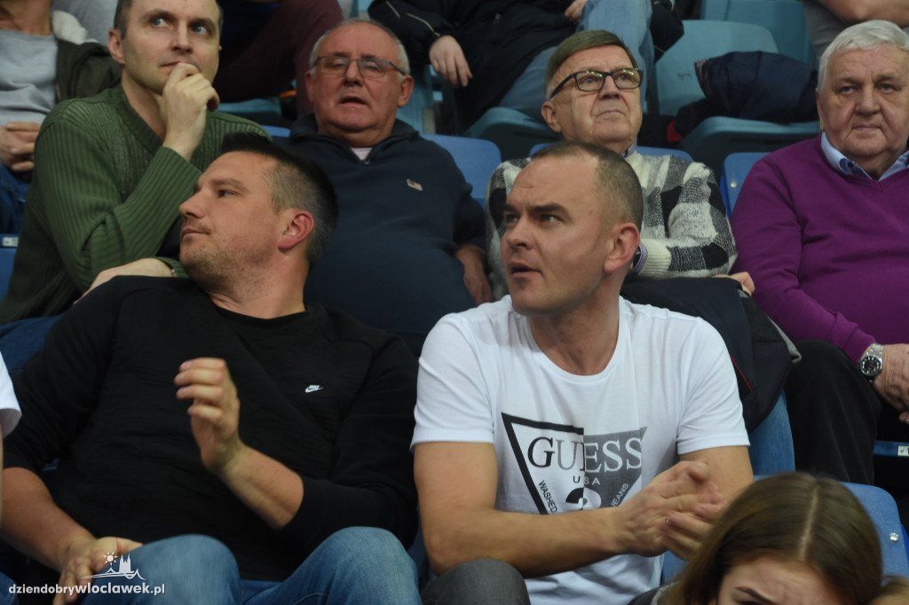 Kibice na meczu Anwilu z BK Banvit