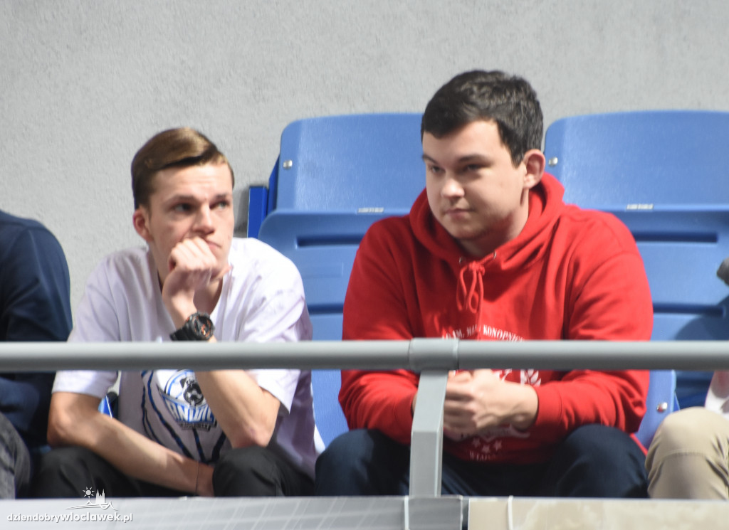 Kibice na meczu Anwilu z BK Banvit