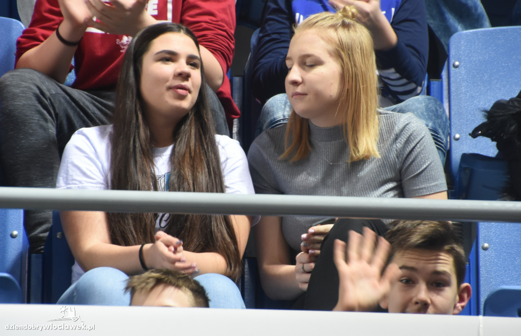 Kibice na meczu Anwilu z BK Banvit