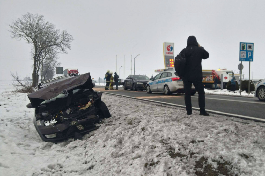 Droga krajowa zablokowana po kolizjach