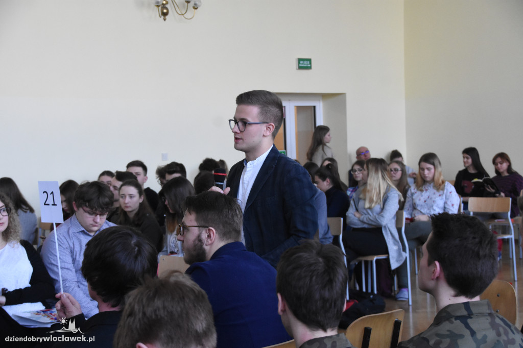 Debata w LMK o stosunkach Polski z Rosją