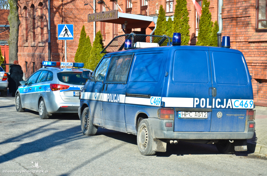 Alarm bombowy w budynkach sądu
