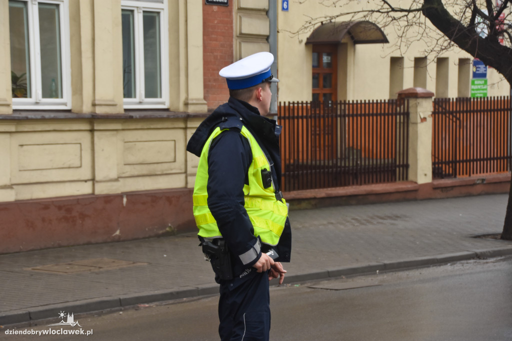 Alarm bombowy w Urzędzie Wojewódzkim