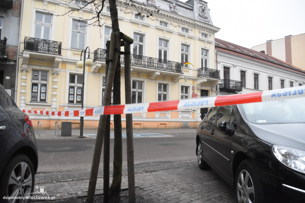 Alarm bombowy w urzędzie i sądzie