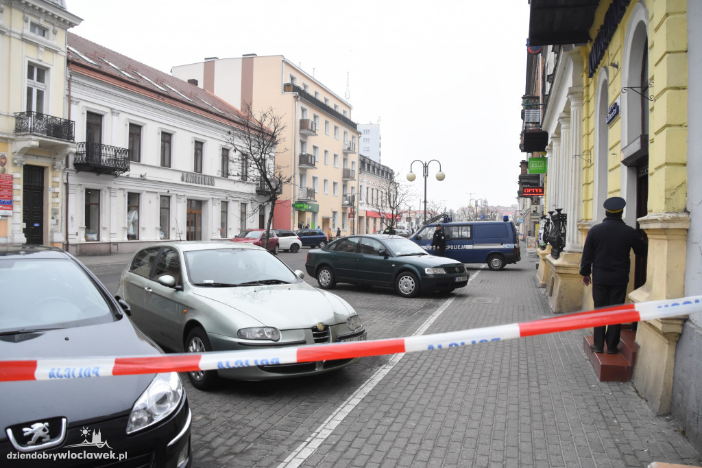 Alarm bombowy w urzędzie i sądzie